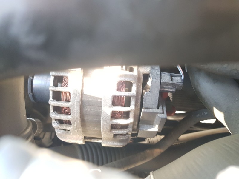 Recambio de alternador para renault talisman (lp_) 1.6 dci 130 referencia OEM IAM 231004BE0B  