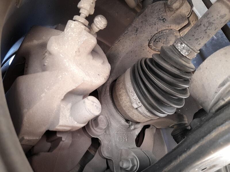 Recambio de mangueta delantera derecha para mazda 5 (cr) 2.0 cd (cr19) referencia OEM IAM C46133021B  