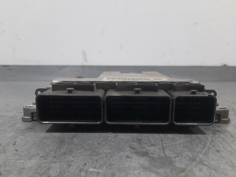 Recambio de centralita motor uce para renault clio iv (bh_) 1.5 dci 75 referencia OEM IAM 237106319R BOSCH 0281032811