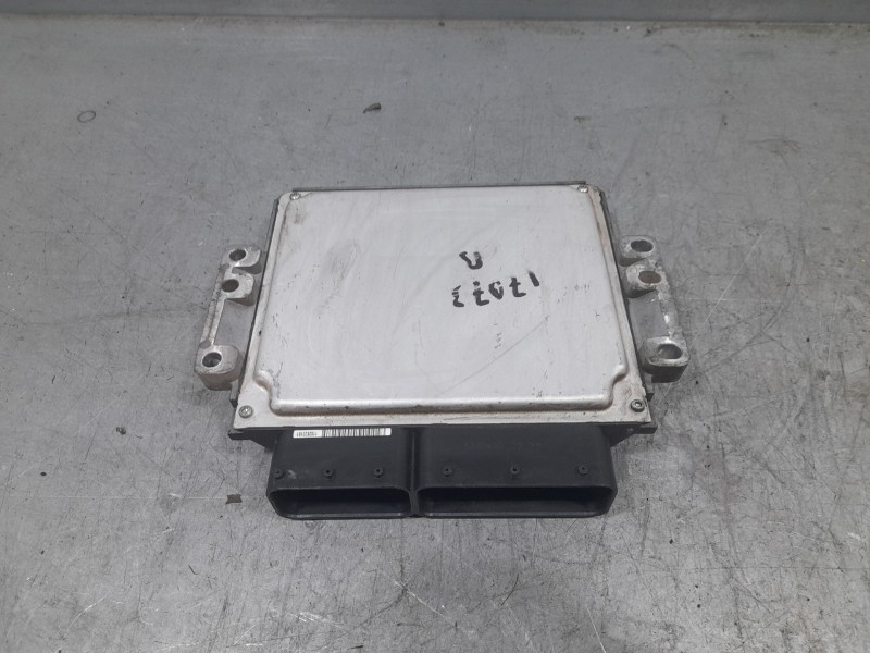 Recambio de centralita motor uce para hyundai ix20 (jc) 1.4 crdi referencia OEM IAM 391302A400  