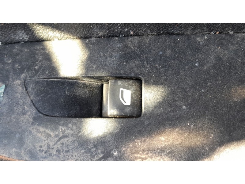 Recambio de mando elevalunas delantero derecho para opel mokka 1.2 (76) referencia OEM IAM 98044803ZD  