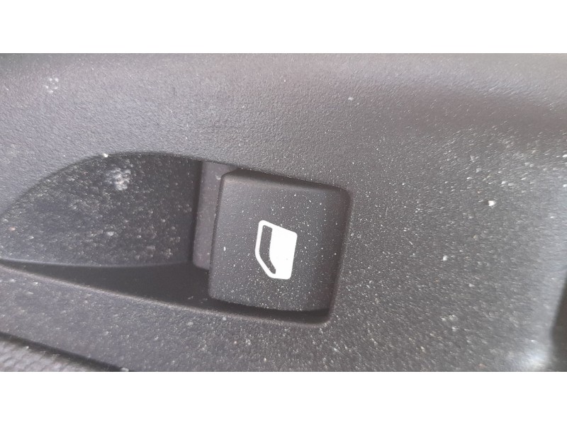 Recambio de mando elevalunas trasero izquierdo para opel mokka 1.2 (76) referencia OEM IAM 98044803ZD  