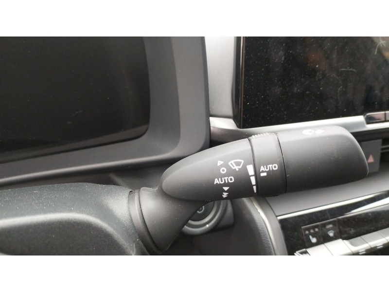 Recambio de mando luces y limpia para toyota c-hr (_x1_) 2.0 hybrid (maxh10)10 referencia OEM IAM 8432902040  