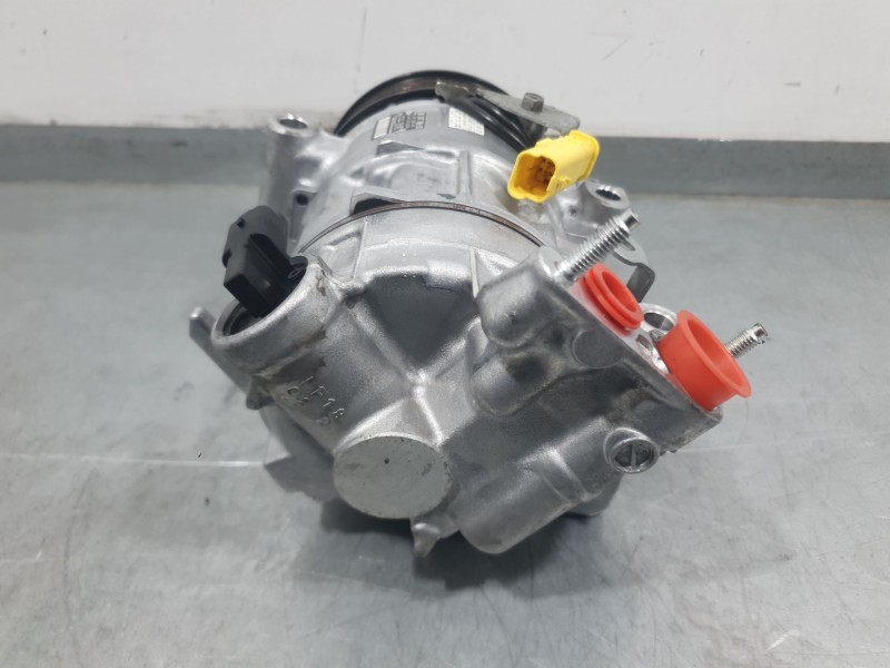 Recambio de compresor aire acondicionado para peugeot 2008 ii (ud_, us_, uy_, uj_, ur_, uc_) 1.2 puretech 100 referencia OEM IAM