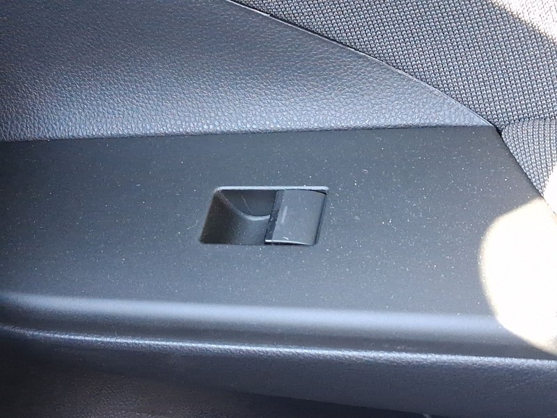 Recambio de mando elevalunas delantero derecho para toyota c-hr (_x1_) 2.0 hybrid (maxh10)10 referencia OEM IAM 84810F4020  