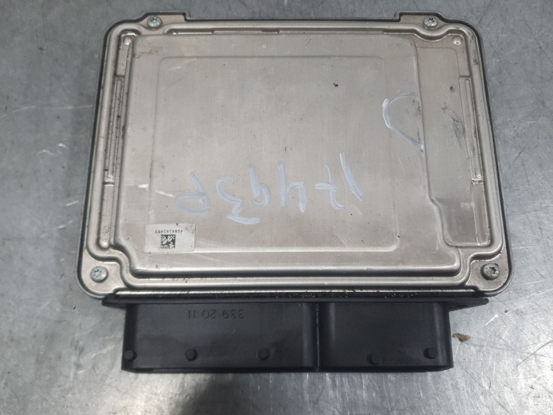 Recambio de centralita motor uce para seat arona (kj7, kjp) 1.0 tgi referencia OEM IAM 04C907309BC 0261S18349 BOSCH