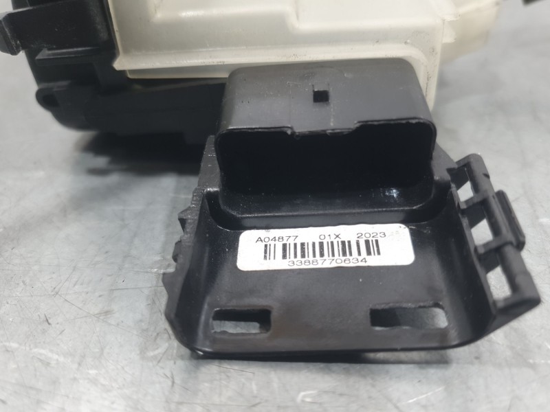 Recambio de cerradura puerta trasera derecha para peugeot 2008 ii (ud_, us_, uy_, uj_, ur_, uc_) 1.2 puretech 100 referencia OEM