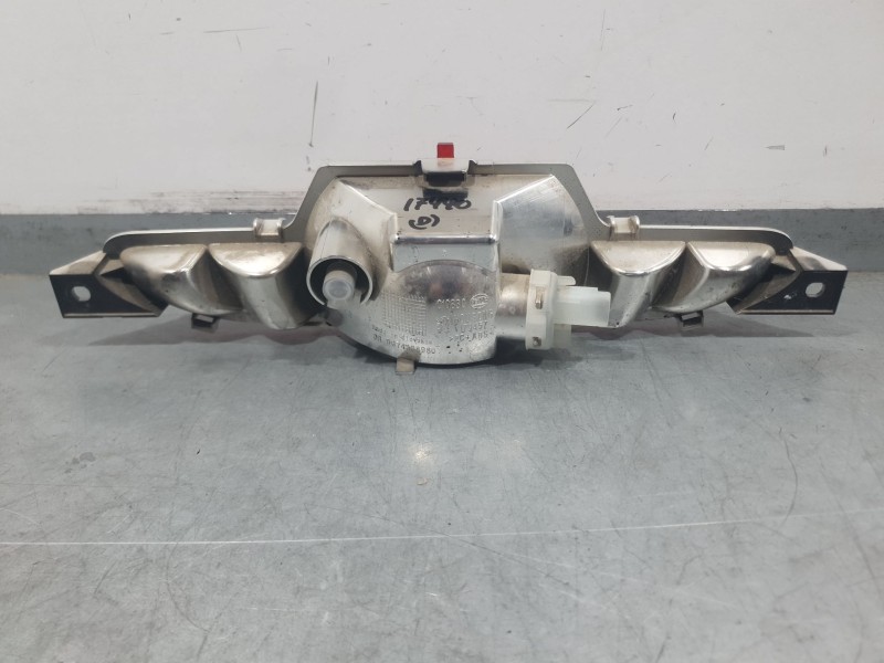 Recambio de piloto trasero central para opel corsa f (p2jo) 1.2 (68) referencia OEM IAM 9674308980 010830 HELLA