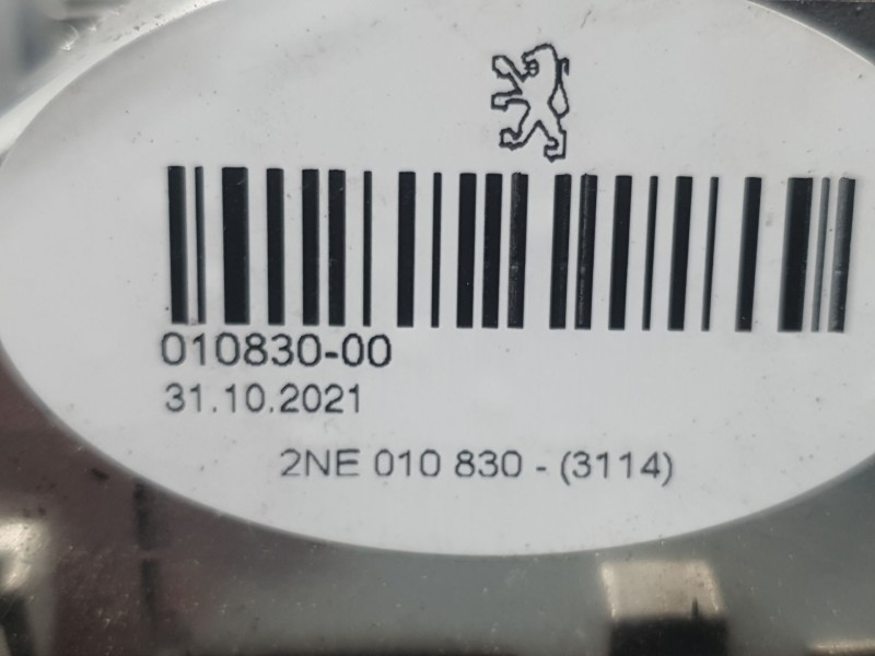 Recambio de piloto trasero central para opel corsa f (p2jo) 1.2 (68) referencia OEM IAM 9674308980 010830 HELLA