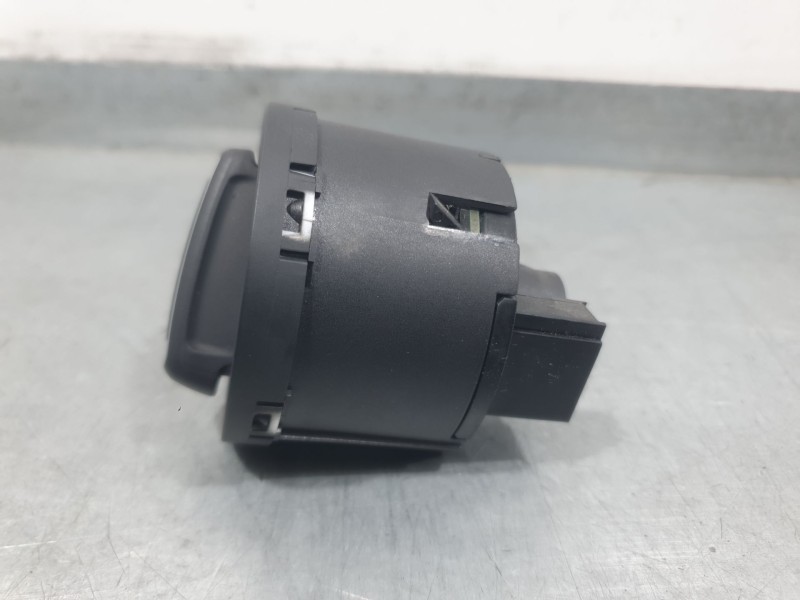 Recambio de mando luces para seat arona (kj7, kjp) 1.0 tgi referencia OEM IAM 5G0941431AF  