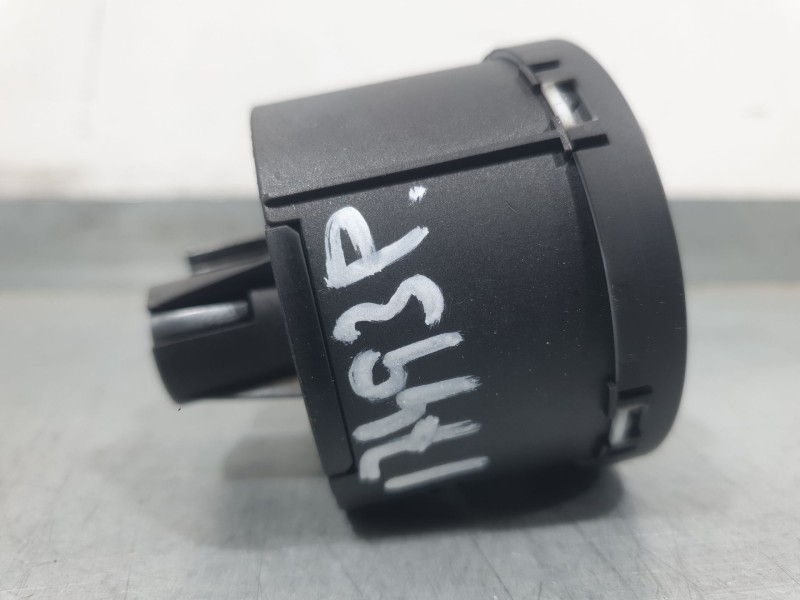 Recambio de mando luces para seat arona (kj7, kjp) 1.0 tgi referencia OEM IAM 5G0941431AF  