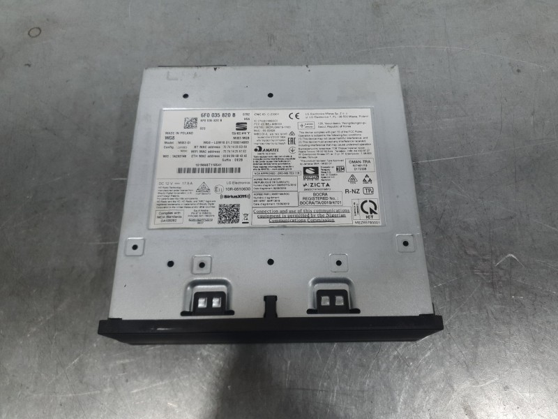 Recambio de sistema audio / radio para seat arona (kj7, kjp) 1.0 tgi referencia OEM IAM 6F0035820B  