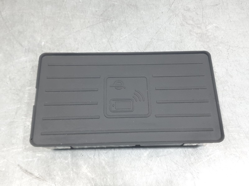 Recambio de cargador inductivo para seat arona (kj7, kjp) 1.0 tgi referencia OEM IAM 81A035502  