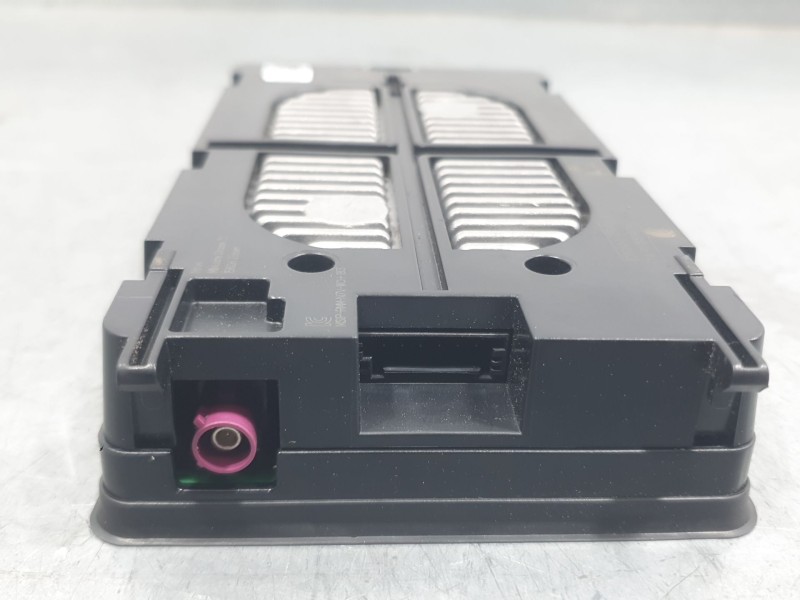 Recambio de cargador inductivo para seat arona (kj7, kjp) 1.0 tgi referencia OEM IAM 81A035502  