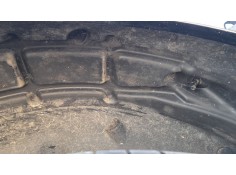 PLASTICO PASE RUEDA TRAS. DCH. 9835149380 