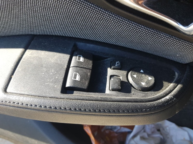 Recambio de mando elevalunas delantero izquierdo para bmw i3 (i01) electric referencia OEM IAM 61319362126 C/ MANDO RETROVISOR 