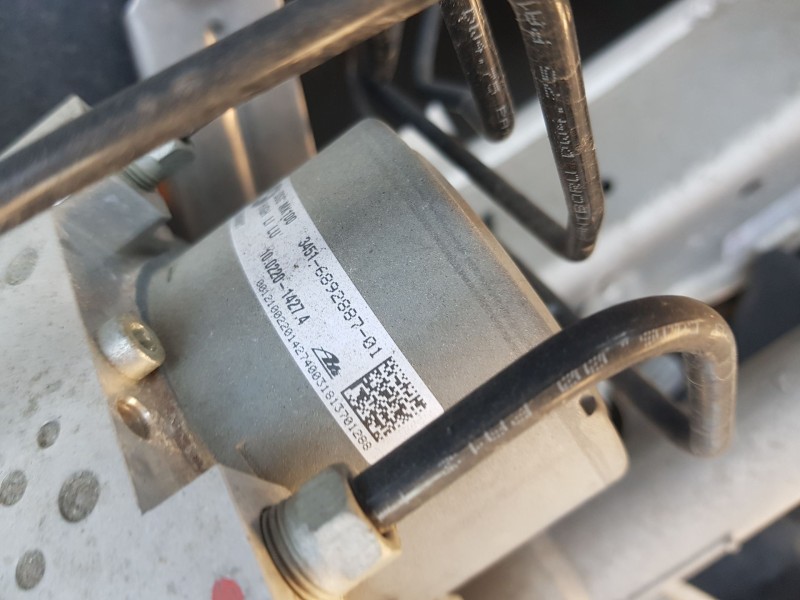 Recambio de abs para bmw i3 (i01) electric referencia OEM IAM 34515A374B5  