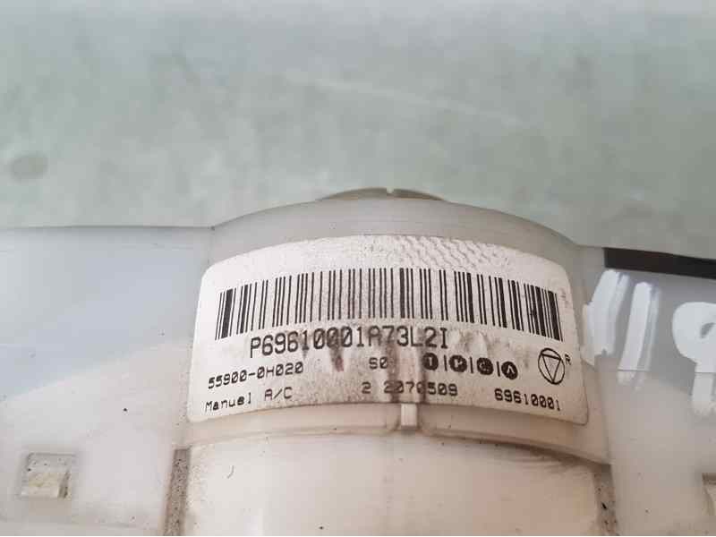 Recambio de mando calefaccion / aire acondicionado para peugeot 107 urban move referencia OEM IAM 559000H020 69610001 