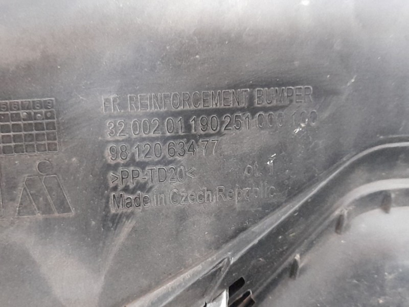 Recambio de rejilla delantera para citroën c3 iii (sx) 1.2 vti 82 referencia OEM IAM 9812063477  