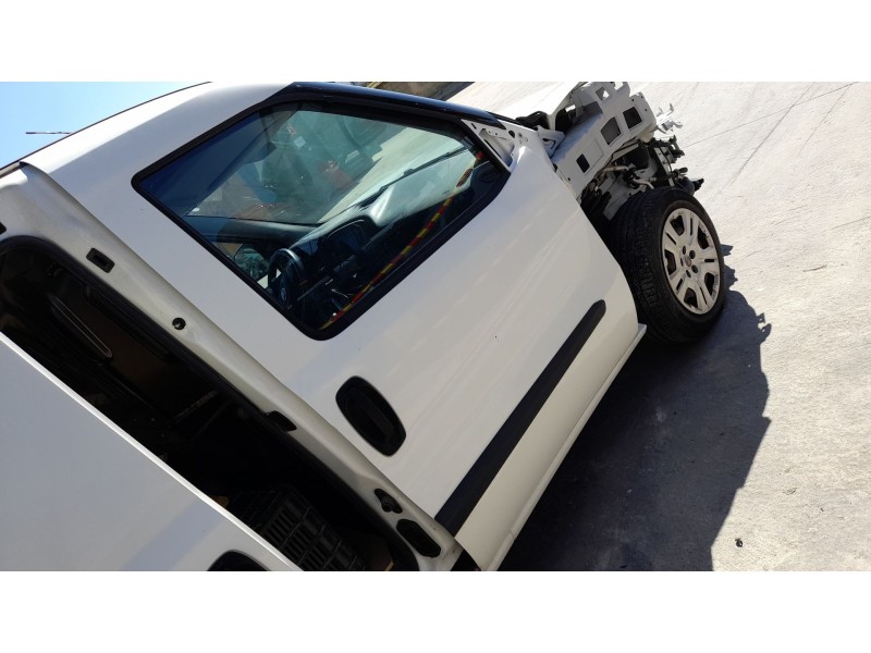 Recambio de puerta delantera derecha para fiat doblo cargo (263_) 1.3 d multijet (263wxu1a) referencia OEM IAM 52155064  