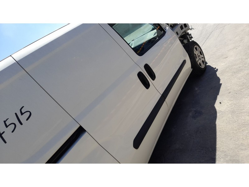 Recambio de puerta lateral corredera derecha para fiat doblo cargo (263_) 1.3 d multijet (263wxu1a) referencia OEM IAM 52112385 