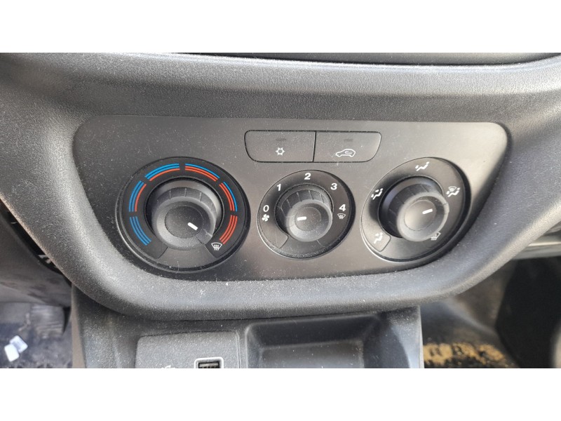 Recambio de mando calefaccion / aire acondicionado para fiat doblo cargo (263_) 1.3 d multijet (263wxu1a) referencia OEM IAM 735