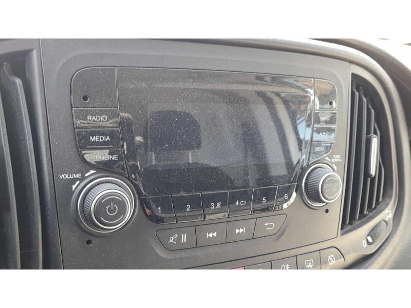 Recambio de sistema audio / radio para fiat doblo cargo (263_) 1.3 d multijet (263wxu1a) referencia OEM IAM   