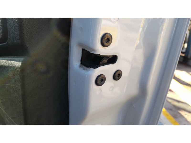 Recambio de cerradura puerta delantera derecha para renault express furgoneta/monovolumen 1.5 blue dci 75 (f6aa) referencia OEM 