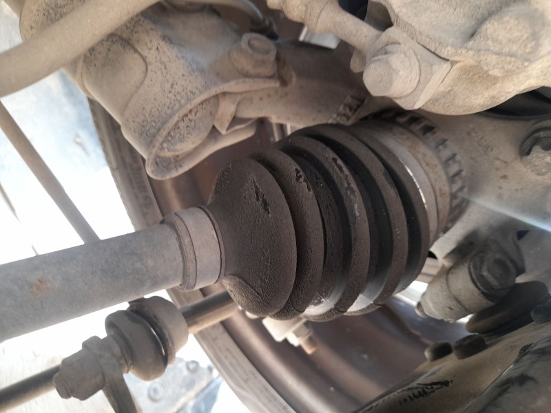 Recambio de transmision delantera izquierda para opel corsa c (x01) 1.2 (f08, f68) referencia OEM IAM 26076883  