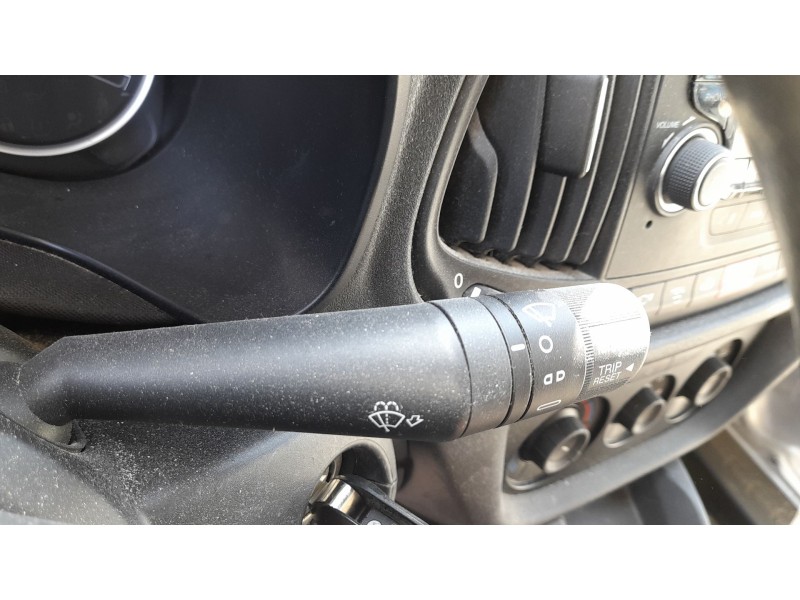 Recambio de mando luces y limpia para fiat doblo cargo (263_) 1.3 d multijet (263wxu1a) referencia OEM IAM 735707942  