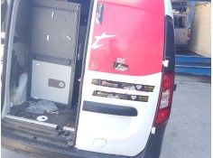 PUERTA TRASERA DERECHA CARGA 901005575R TOCADA