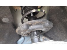 Recambio de amortiguador delantero derecho para renault megane iv hatchback (b9a/m/n_) 1.2 tce 130 (b9mr) referencia OEM IAM 543