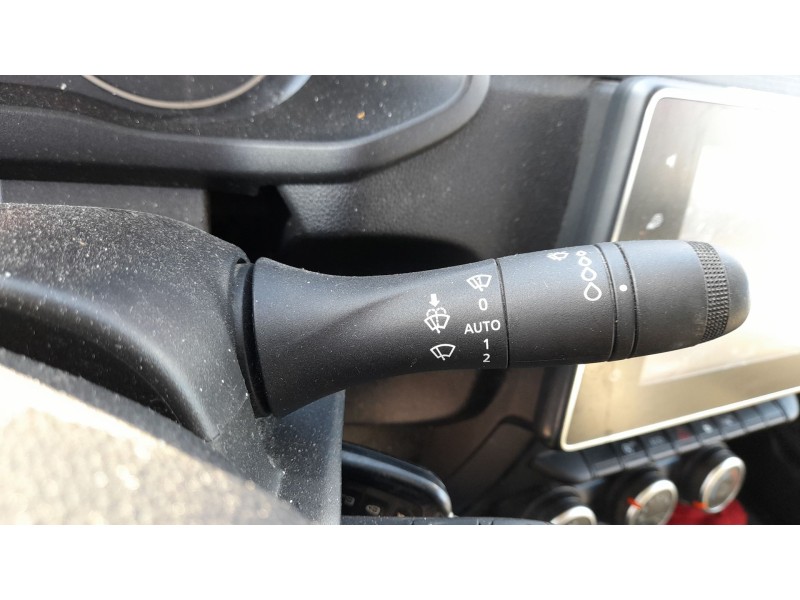 Recambio de mando luces y limpia para renault express furgoneta/monovolumen 1.5 blue dci 75 (f6aa) referencia OEM IAM 255676114R