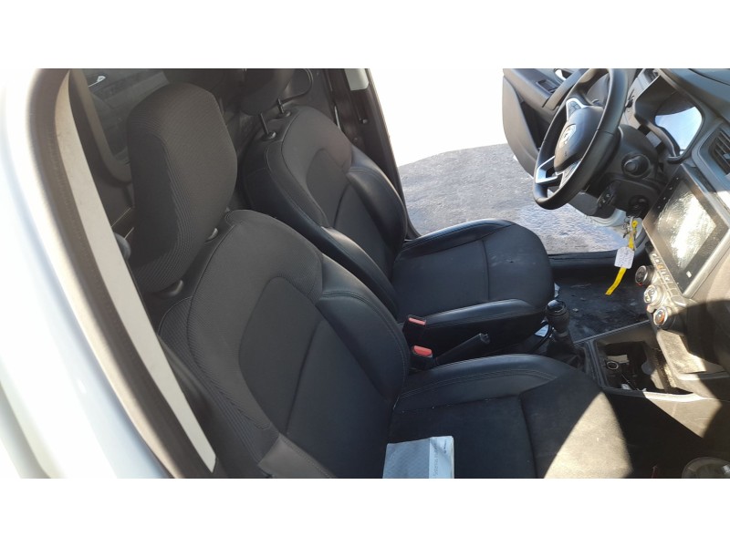 Recambio de asiento delantero derecho para renault express furgoneta/monovolumen 1.5 blue dci 75 (f6aa) referencia OEM IAM   
