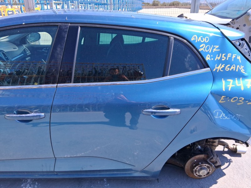 Recambio de puerta trasera izquierda para renault megane iv hatchback (b9a/m/n_) 1.2 tce 130 (b9mr) referencia OEM IAM 821015121