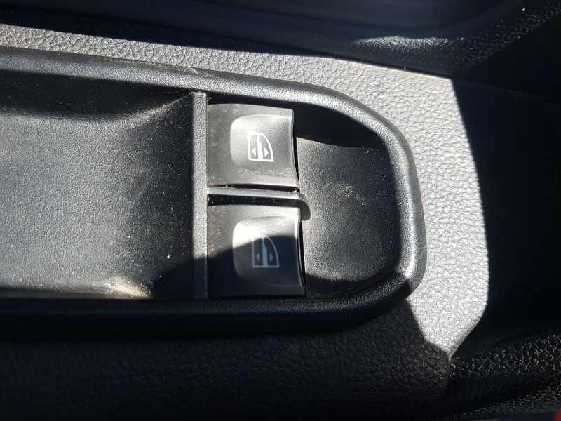 Recambio de mando elevalunas delantero izquierdo para renault express furgoneta/monovolumen 1.5 blue dci 75 (f6aa) referencia OE