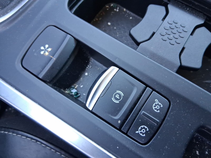 Recambio de palanca freno de mano para renault megane iv hatchback (b9a/m/n_) 1.2 tce 130 (b9mr) referencia OEM IAM 360104593R P