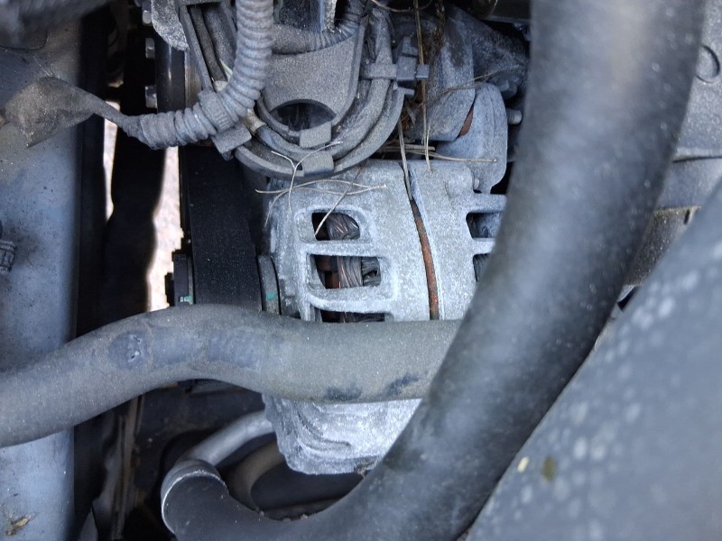 Recambio de alternador para renault megane iv hatchback (b9a/m/n_) 1.2 tce 130 (b9mr) referencia OEM IAM 231006677R 231000643R 