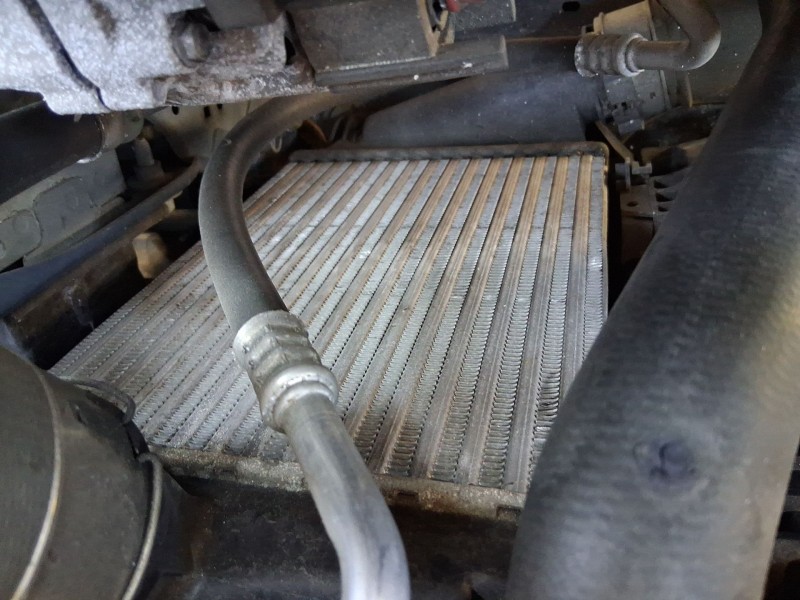 Recambio de intercooler para renault megane iv hatchback (b9a/m/n_) 1.2 tce 130 (b9mr) referencia OEM IAM 144614ED0A  