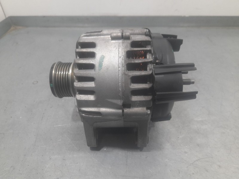 Recambio de alternador para renault express furgoneta/monovolumen 1.5 blue dci 95 (f6ab) referencia OEM IAM 231006293R FG18T192 