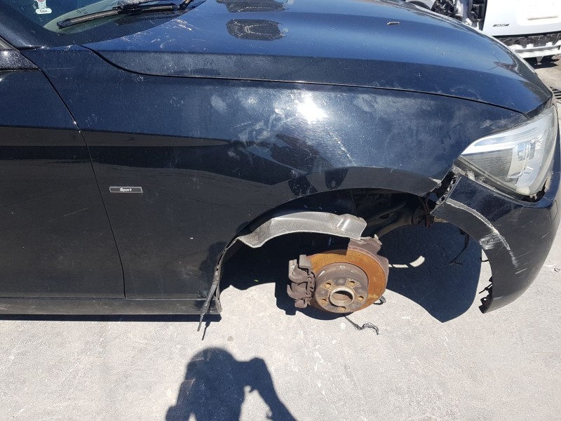 Recambio de aleta delantera derecha para bmw 1 (f20) 116 d referencia OEM IAM 41009633538 ROZADA 