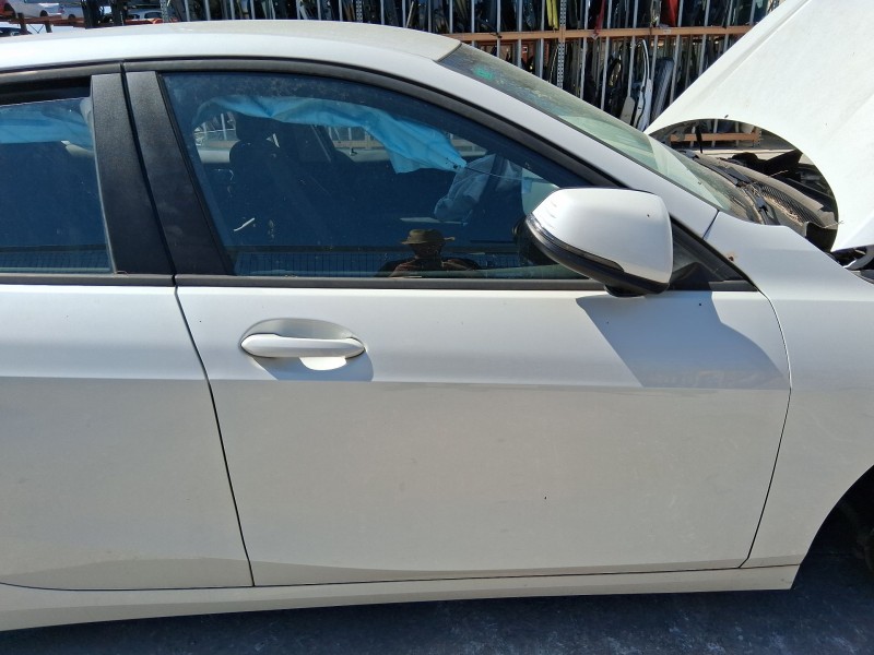 Recambio de puerta delantera derecha para bmw 1 (f40) 116 d referencia OEM IAM 41518737060  