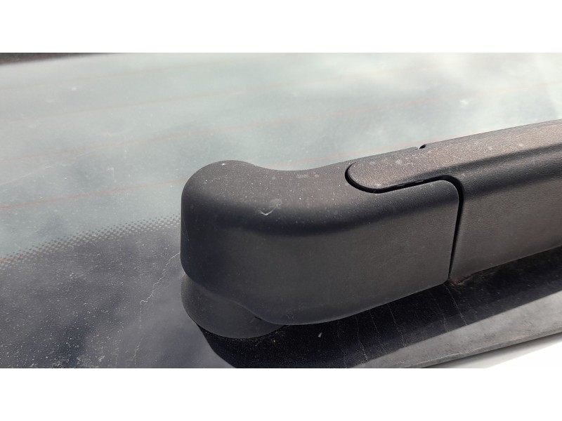 Recambio de motor limpia trasero para bmw 1 (f40) 116 d referencia OEM IAM 67638495516  