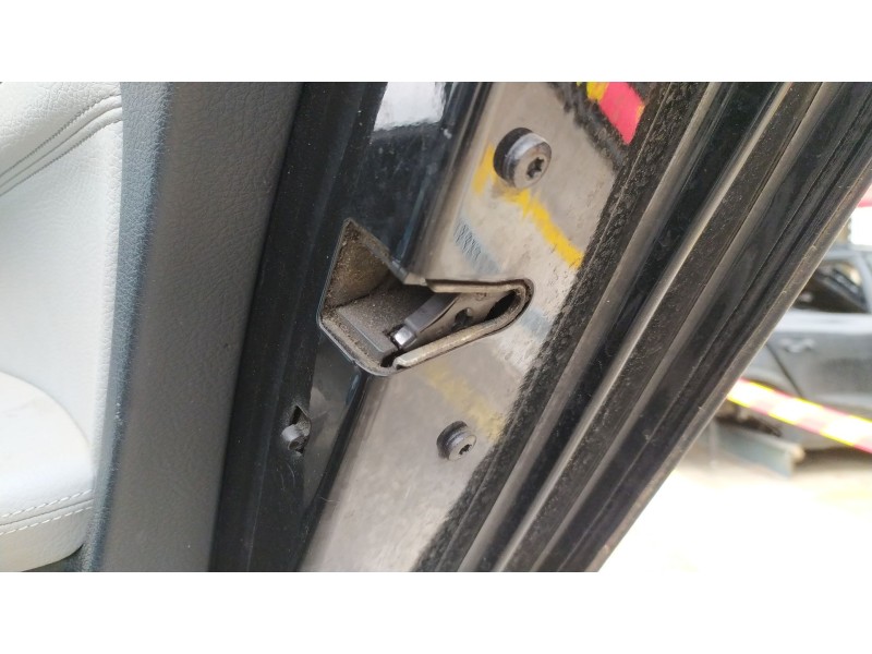 Recambio de cerradura puerta trasera derecha para bmw 1 (f20) 116 d referencia OEM IAM 51227229460  