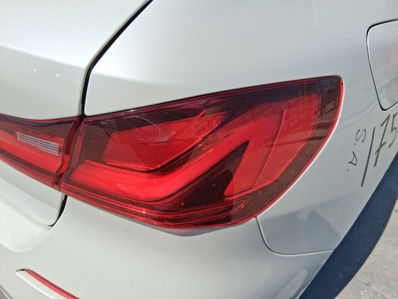 Recambio de piloto trasero derecho exterior para bmw 1 (f40) 116 d referencia OEM IAM 63217450644  