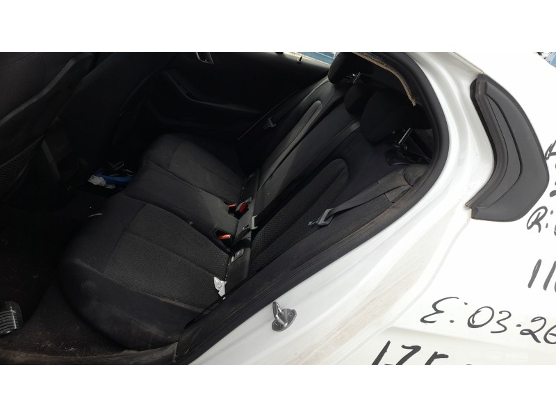 Recambio de asientos traseros para bmw 1 (f40) 116 d referencia OEM IAM   