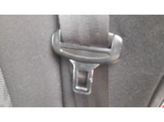 CINTURON SEGURIDAD TRASERO DERECHO 8975HY 