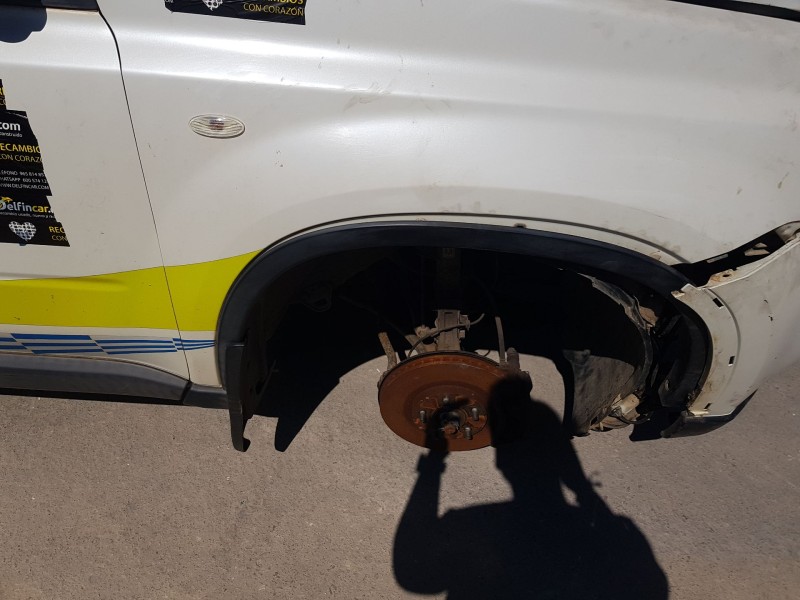 Recambio de aleta delantera derecha para nissan x-trail ii (t31) 2.0 dci 4x4 referencia OEM IAM F3100JG0EA  