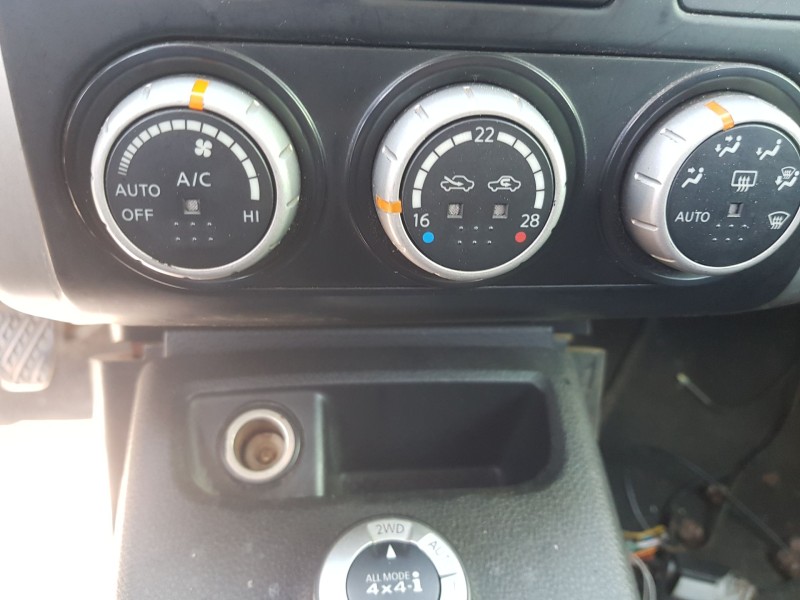 Recambio de mando climatizador para nissan x-trail ii (t31) 2.0 dci 4x4 referencia OEM IAM   