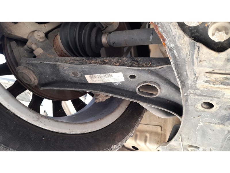 Recambio de brazo suspension inferior delantero derecho para fiat 500 (312_) 1.0 mild hybrid (312.ayd1b) referencia OEM IAM 5201